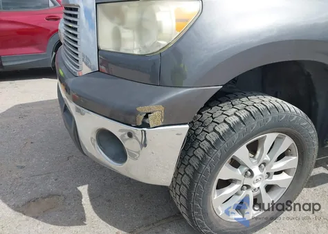 2012 Toyota Tundra Limited 5.7L V8 z USA, uszkodzony, nr VIN 5TFHW5F12CX267070